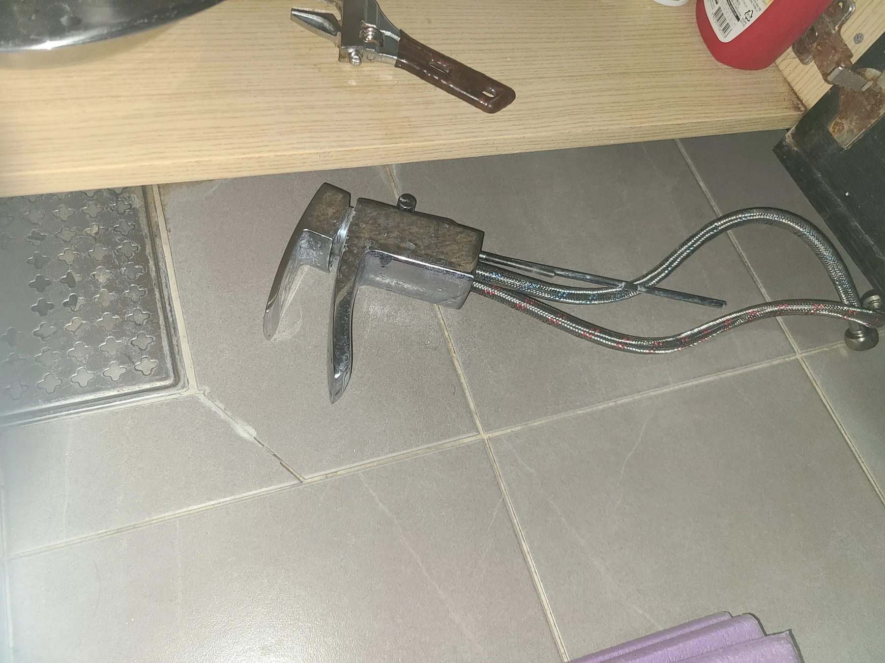동탄 반송동 욕실 수전 교체 작업 과정