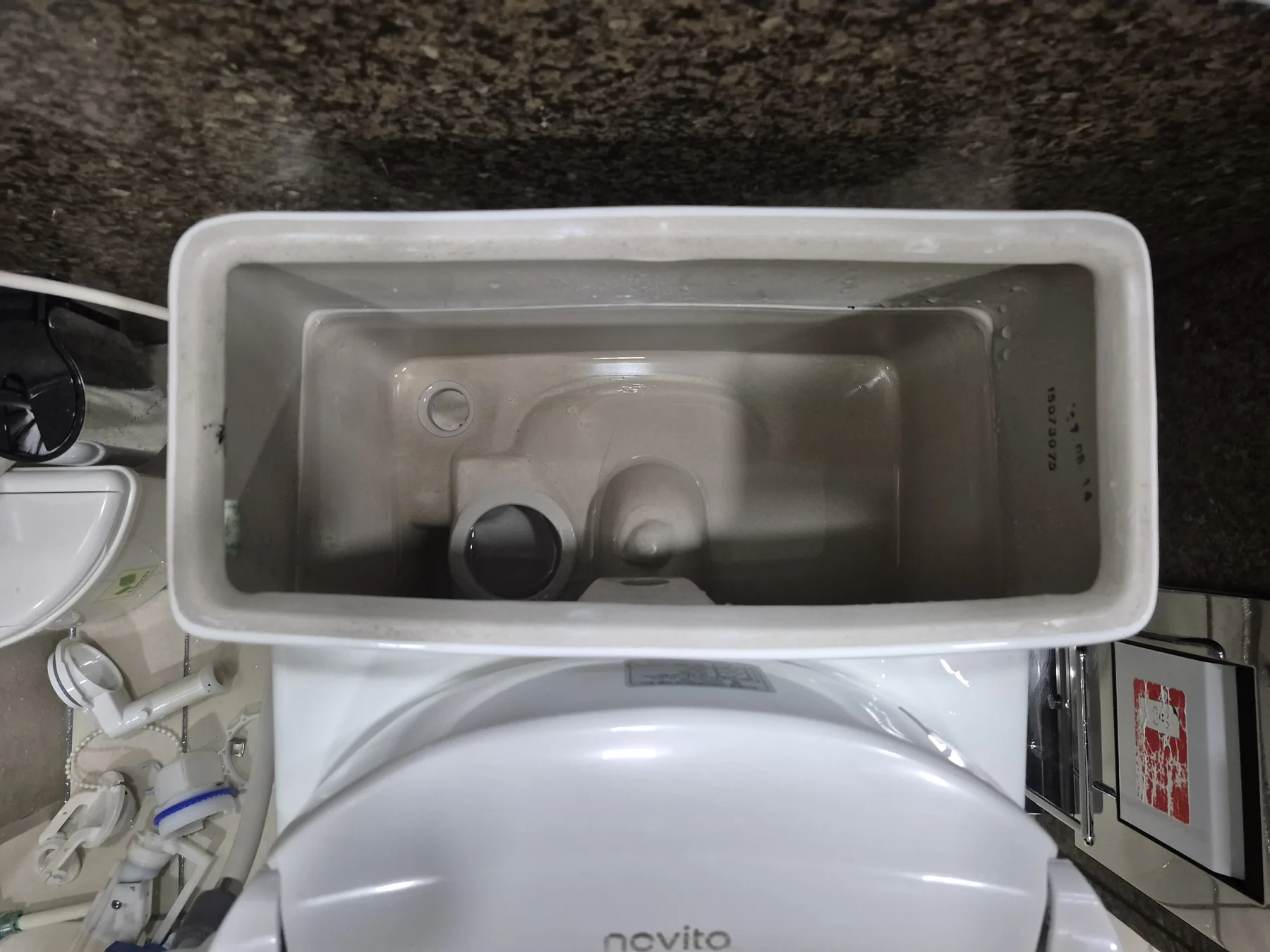 수지 동천동 변기수리 작업 후 물내림 테스트