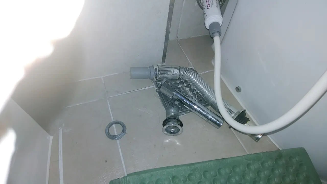 분당구 야탑동 변기 수리 작업 과정