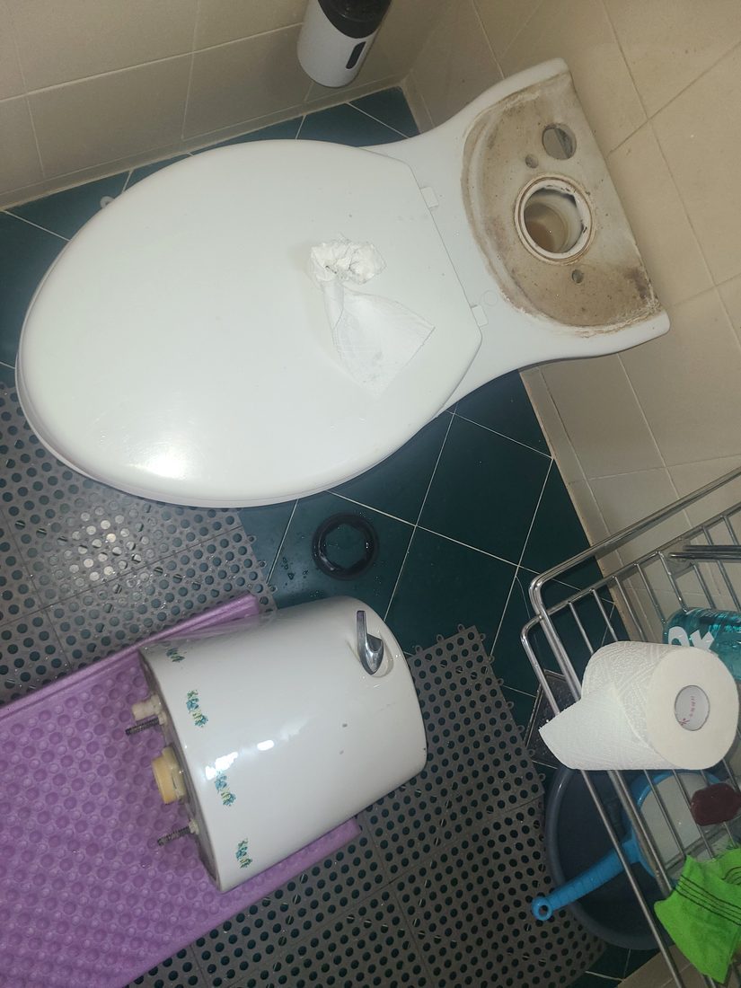 하갈동 변기뚫음 현장 참고 사진 3